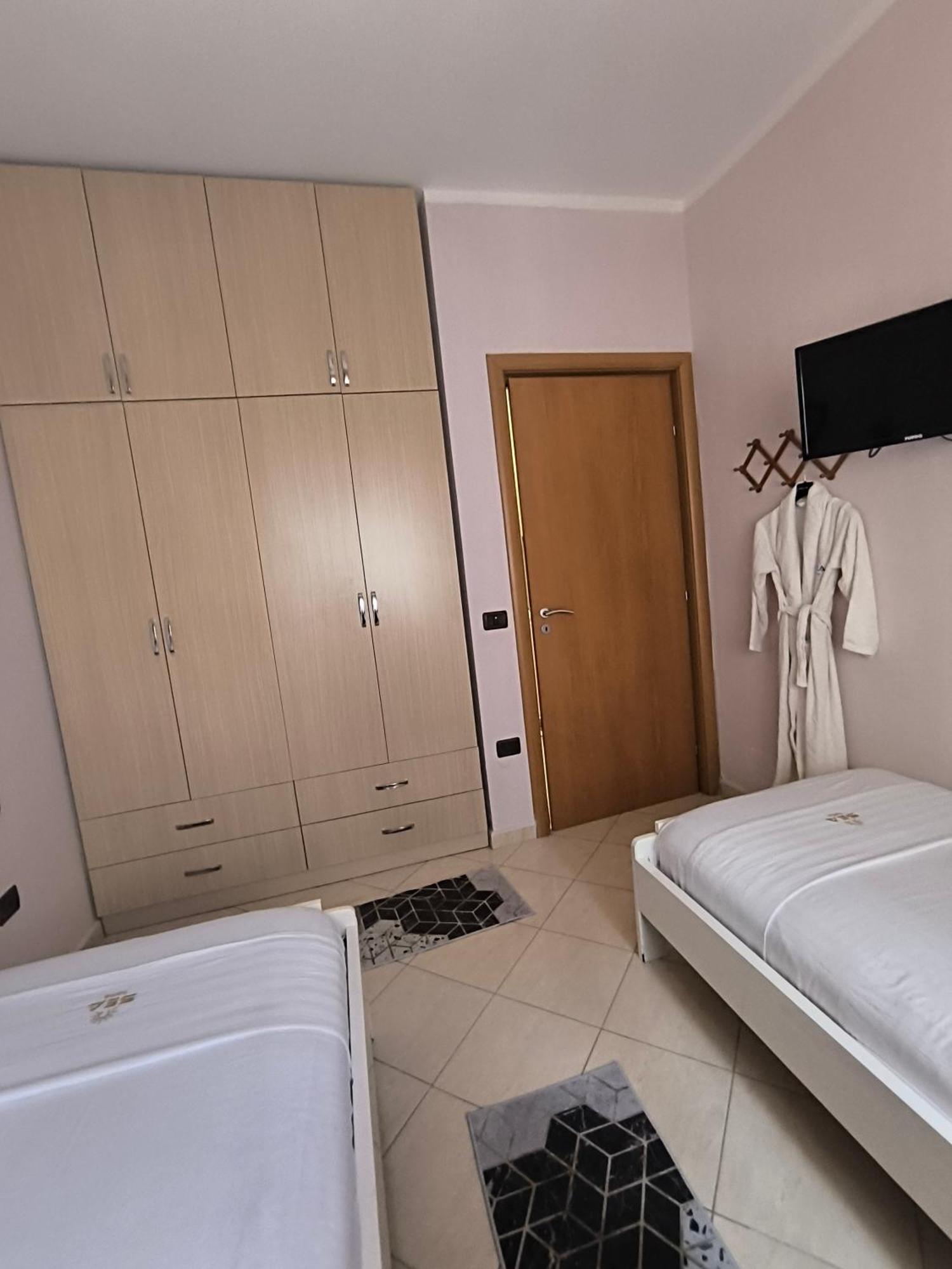 Lungomare Apartment Sea Home Vlorë Extérieur photo